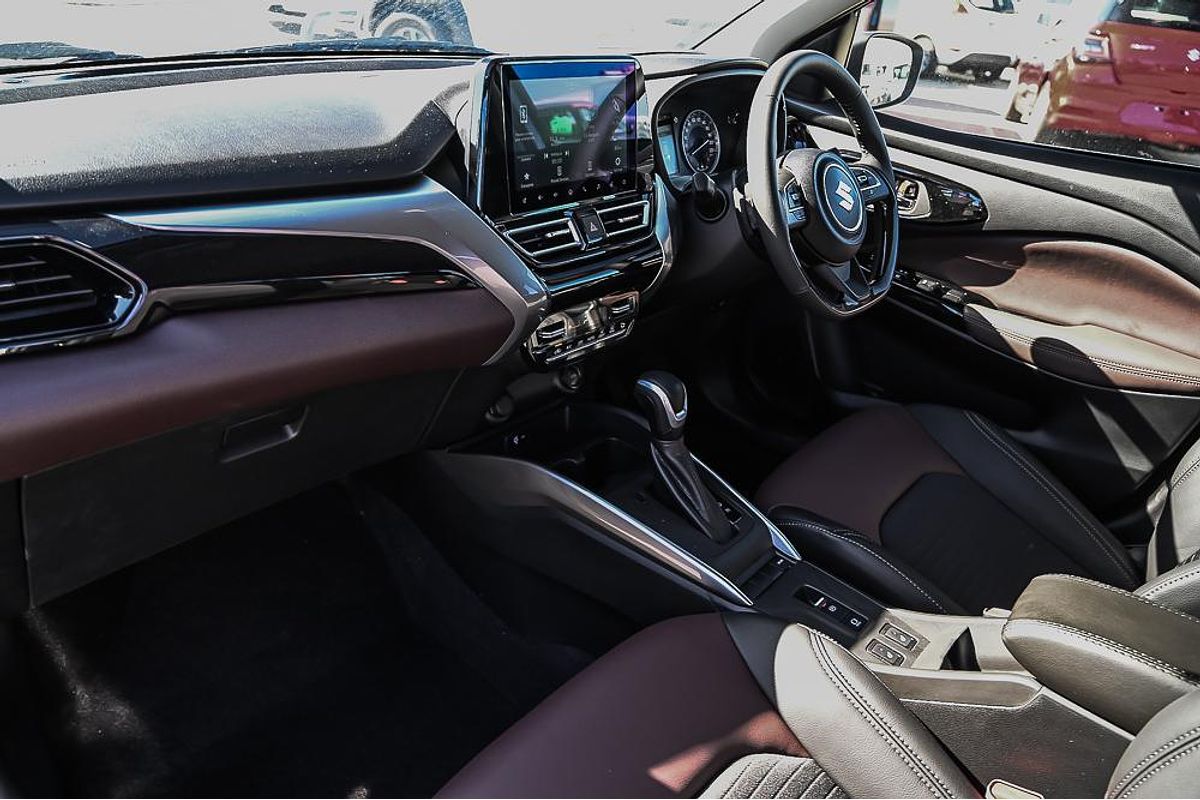 2025 Suzuki Fronx Hybrid KW