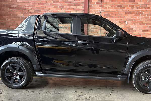 2025 Isuzu D-MAX X-TERRAIN 4X4