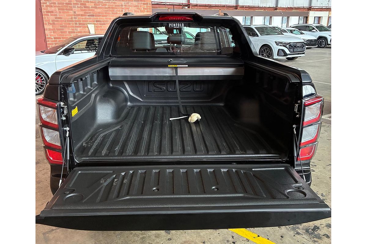 2025 Isuzu D-MAX X-TERRAIN 4X4