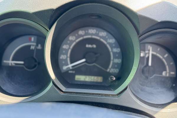 2006 Toyota Hilux Workmate TGN16R Rear Wheel Drive