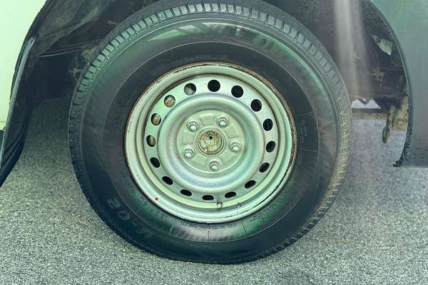 2006 Toyota Hilux Workmate TGN16R Rear Wheel Drive