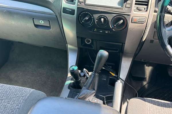 2004 Toyota Landcruiser Prado GXL GRJ120R