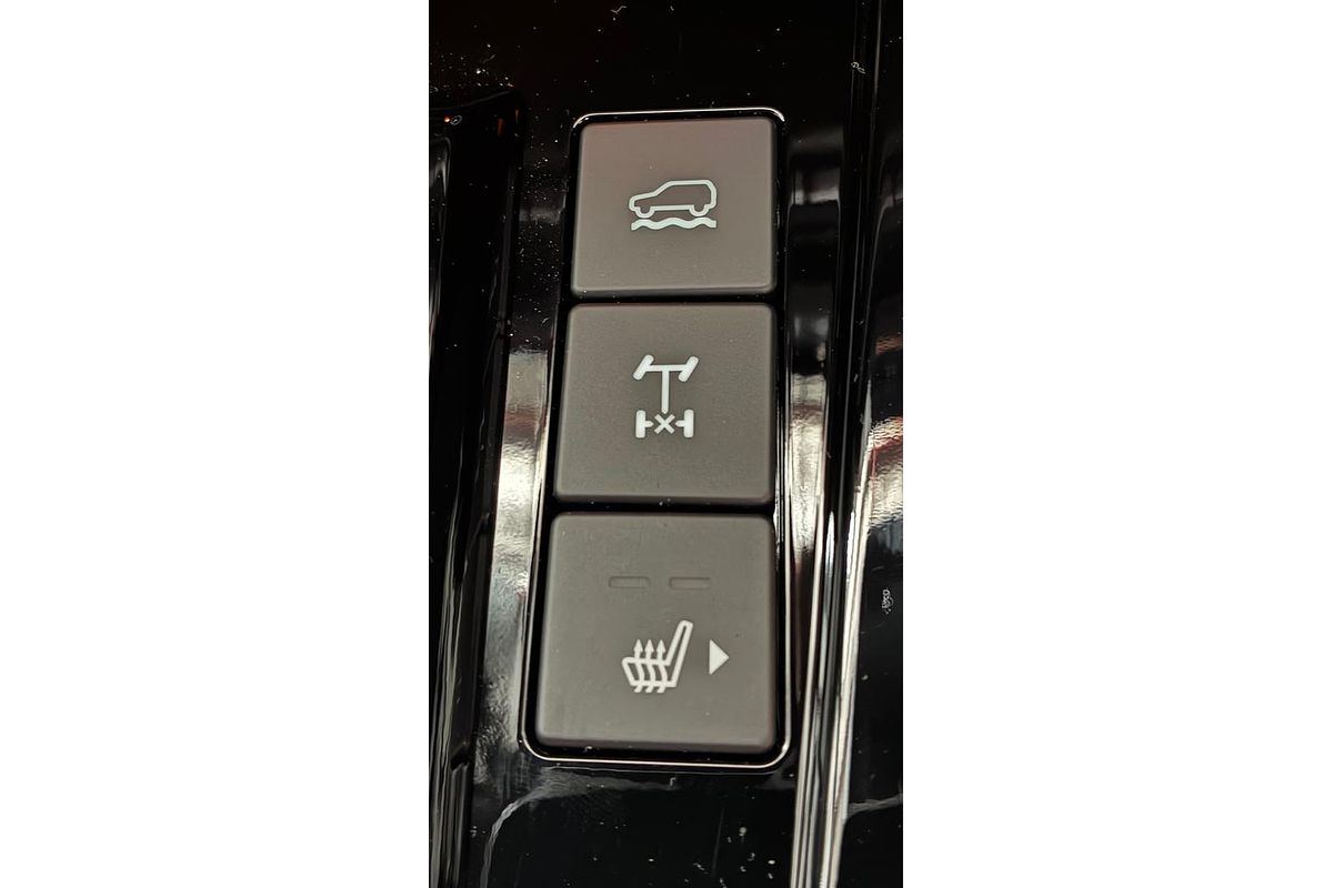 2025 Isuzu D-MAX X-TERRAIN 4X4