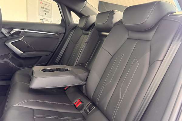 2025 Audi A3 35 TFSI S line GY