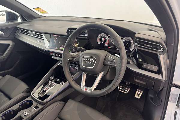 2025 Audi A3 35 TFSI S line GY