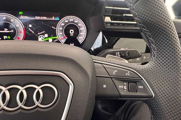 2025 Audi A3 35 TFSI S line GY