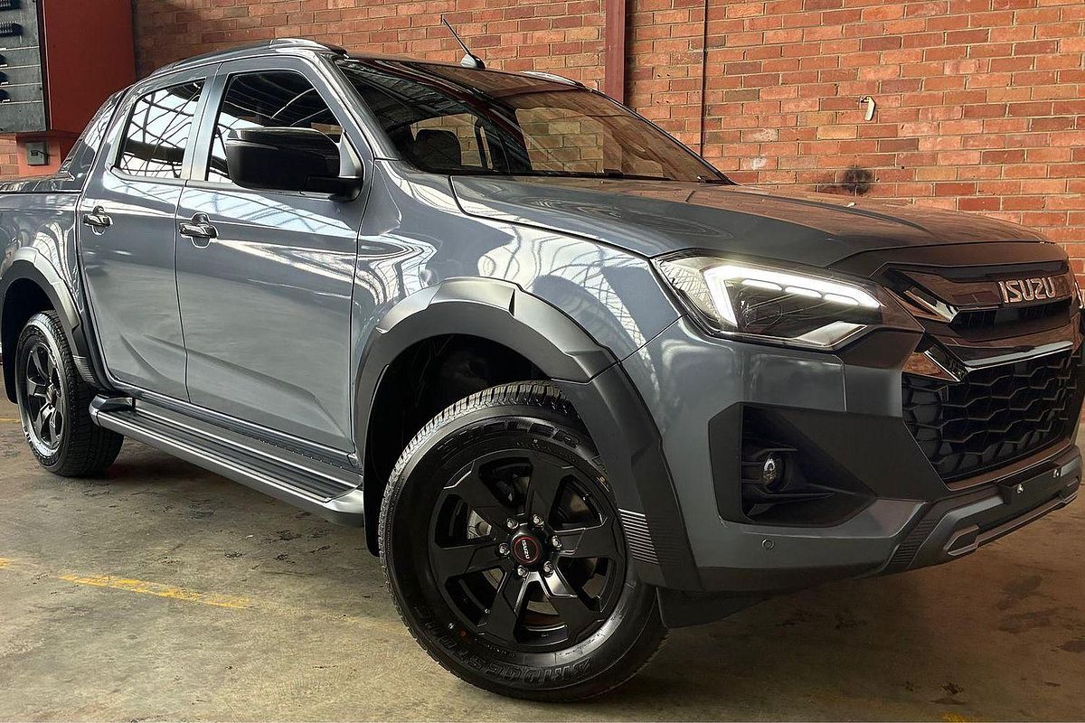 2025 Isuzu D-MAX X-TERRAIN 4X4
