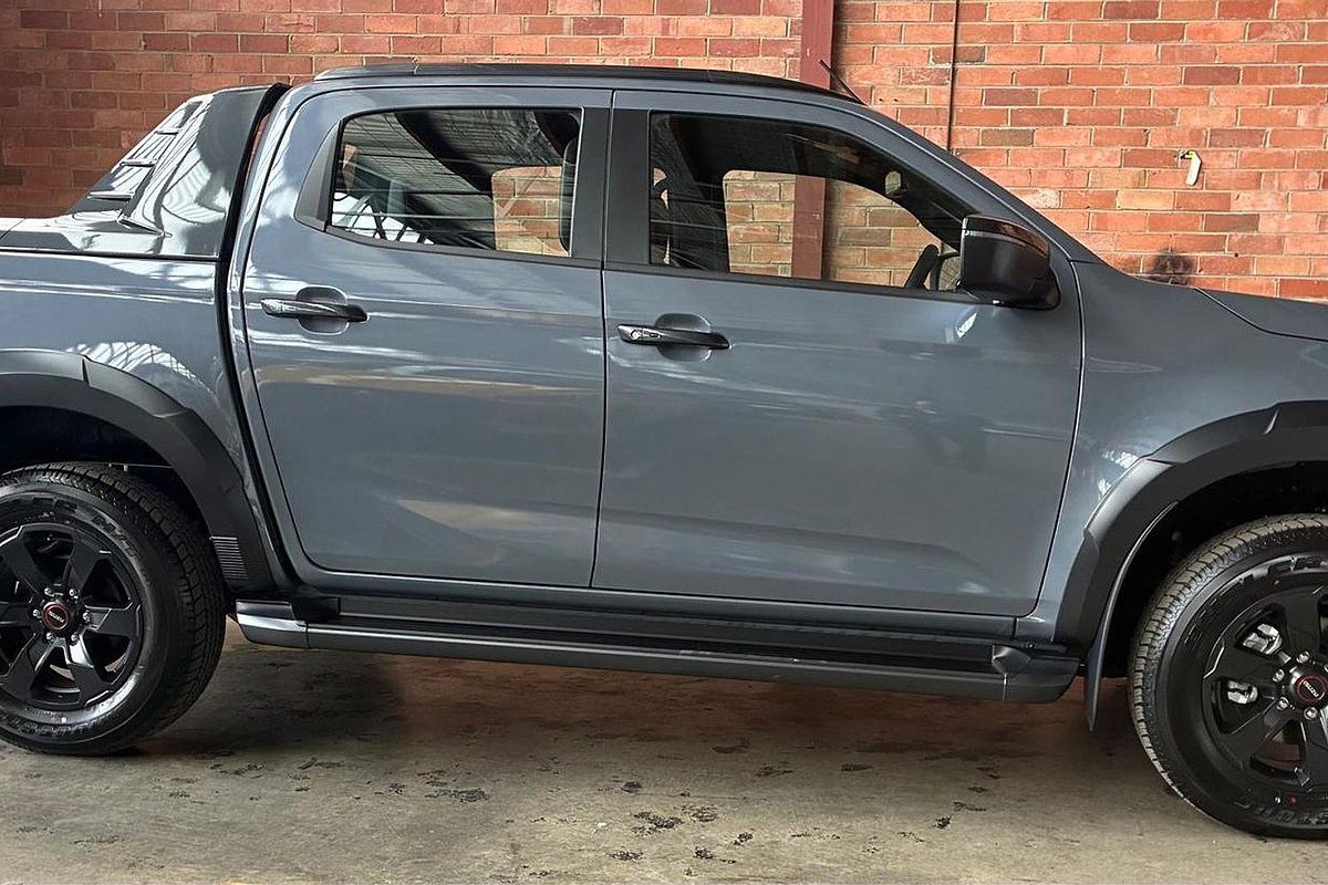 2025 Isuzu D-MAX X-TERRAIN 4X4