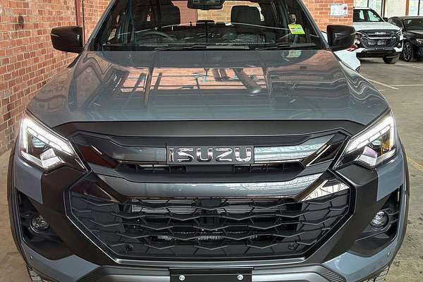 2025 Isuzu D-MAX X-TERRAIN 4X4