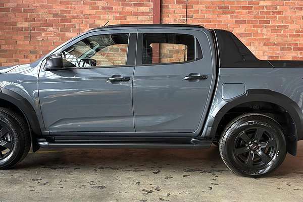 2025 Isuzu D-MAX X-TERRAIN 4X4
