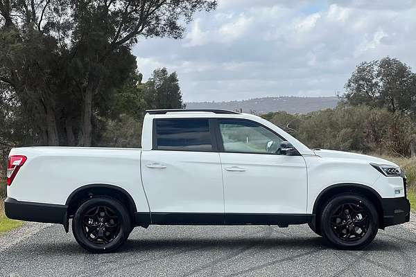 2025 KGM Musso Ultimate Q261 4X4