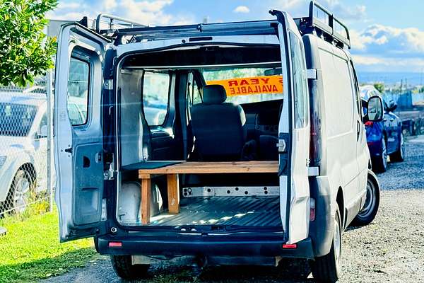 2006 Renault Trafic SWB