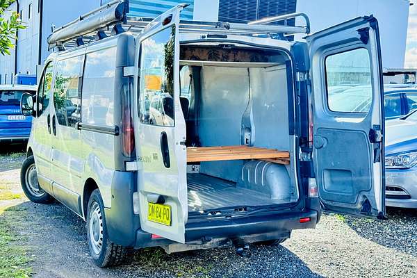 2006 Renault Trafic SWB
