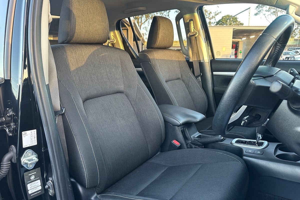 2021 Toyota Hilux SR5 GUN126R 4X4