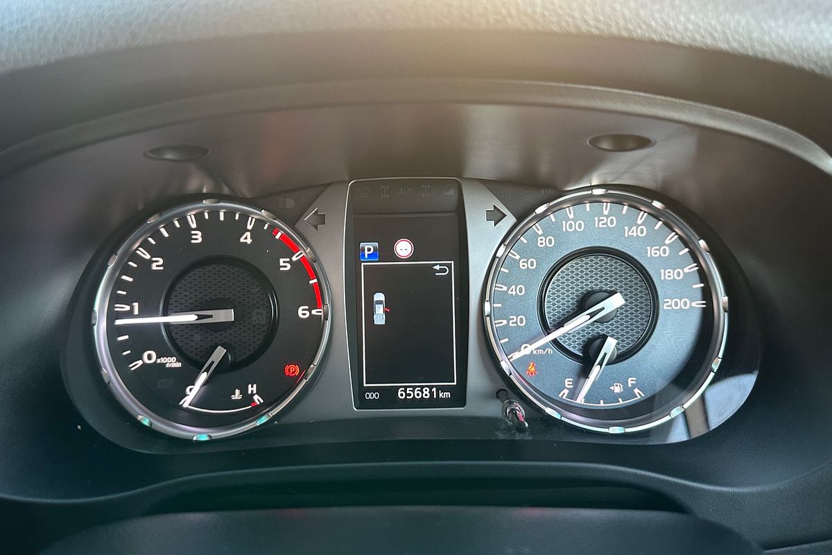 2021 Toyota Hilux SR5 GUN126R 4X4