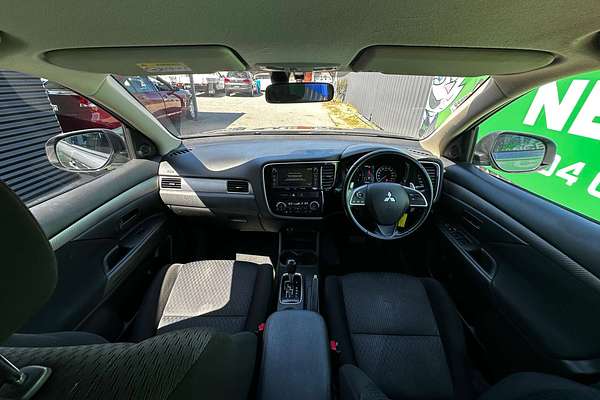 2013 Mitsubishi Outlander LS ZJ