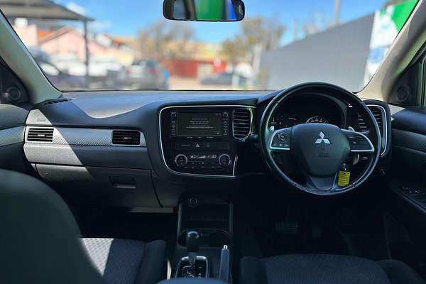 2013 Mitsubishi Outlander LS ZJ