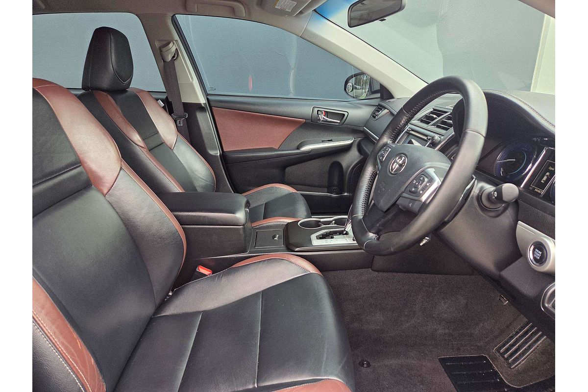 2017 Toyota Camry Atara SX ASV50R