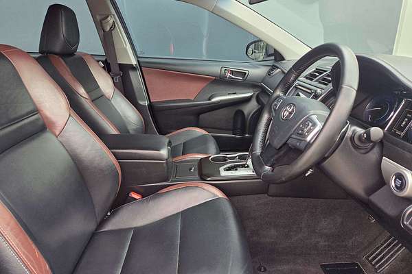 2017 Toyota Camry Atara SX ASV50R