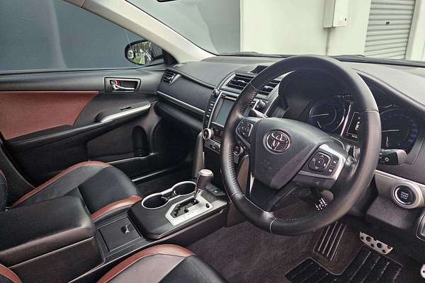 2017 Toyota Camry Atara SX ASV50R