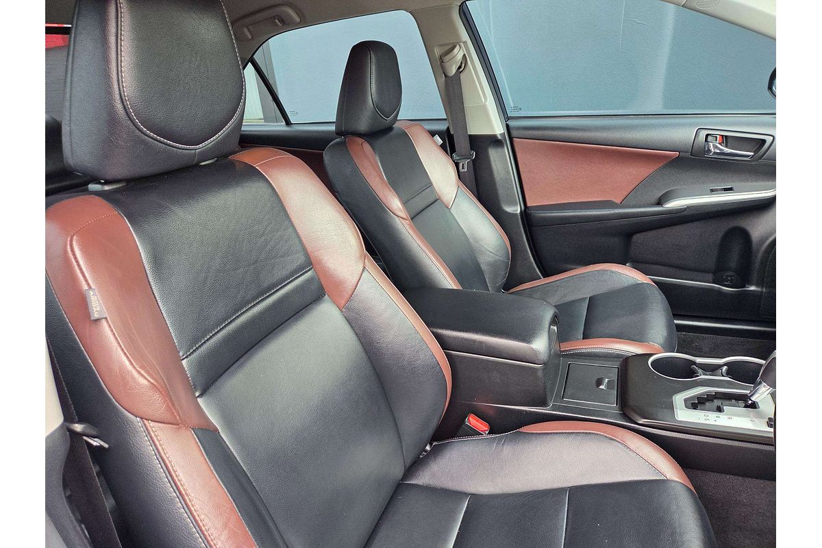 2017 Toyota Camry Atara SX ASV50R