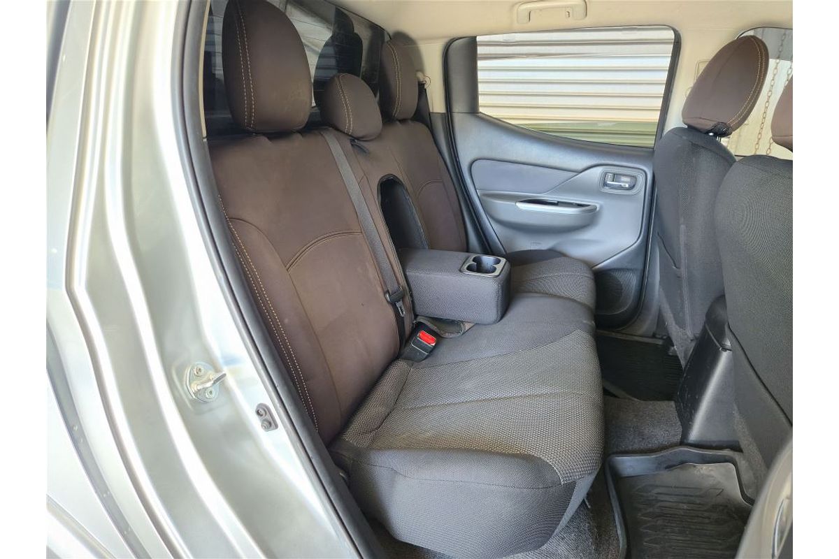 TRITON MQ MY17 GLS (4x4) 2.4L DT4 DIESEL TURBO F/INJ 5 SP AUTOMATIC DUAL CAB UTILITY 