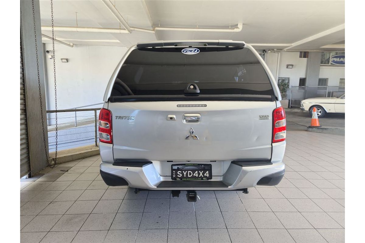 TRITON MQ MY17 GLS (4x4) 2.4L DT4 DIESEL TURBO F/INJ 5 SP AUTOMATIC DUAL CAB UTILITY 