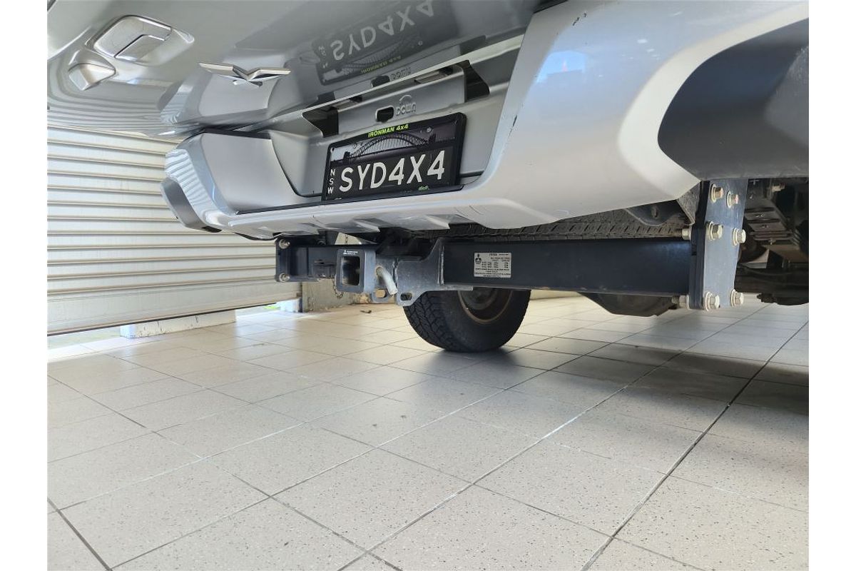 TRITON MQ MY17 GLS (4x4) 2.4L DT4 DIESEL TURBO F/INJ 5 SP AUTOMATIC DUAL CAB UTILITY 