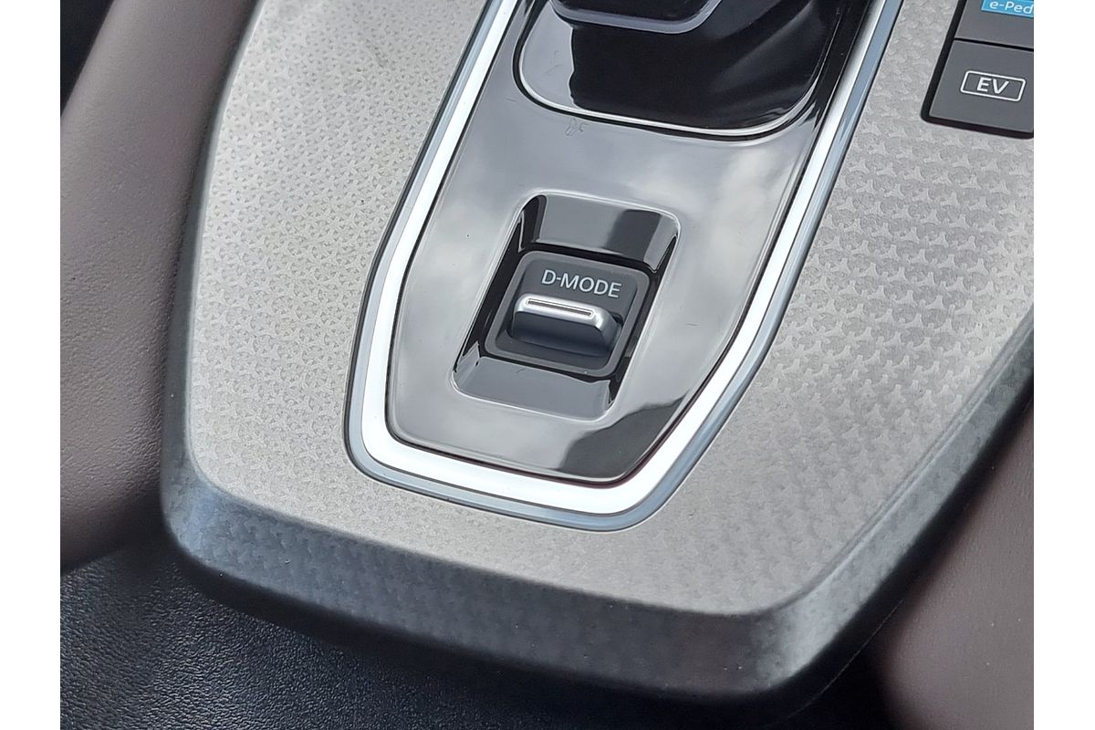 2025 Nissan QASHQAI TI e-POWER J12