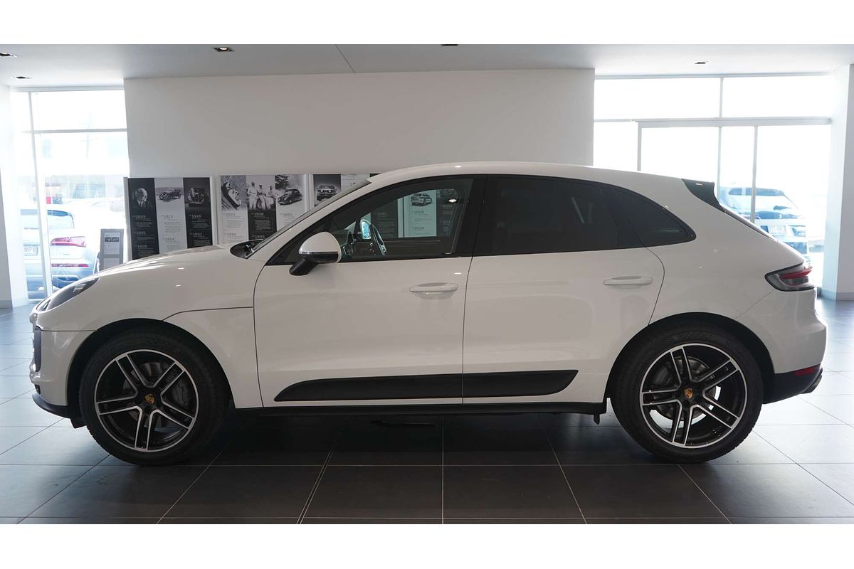 2021 Porsche Macan S 95B