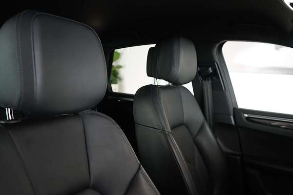 2021 Porsche Macan S 95B