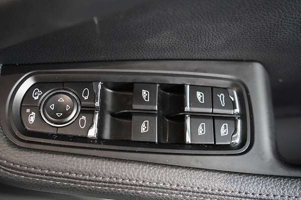 2021 Porsche Macan S 95B