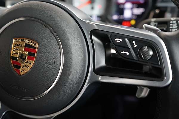 2021 Porsche Macan S 95B