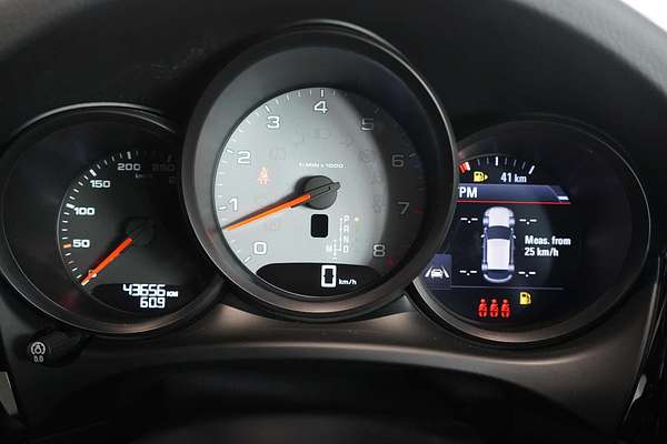 2021 Porsche Macan S 95B