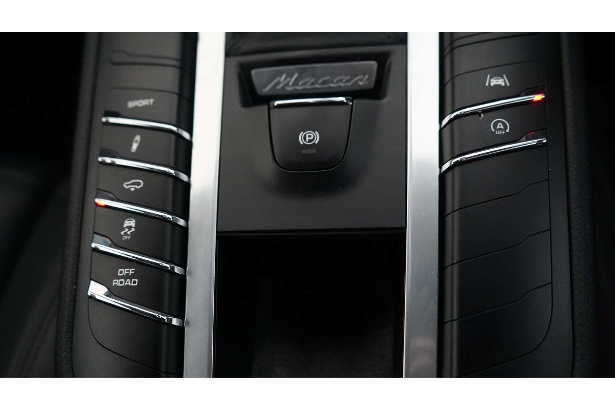 2021 Porsche Macan S 95B