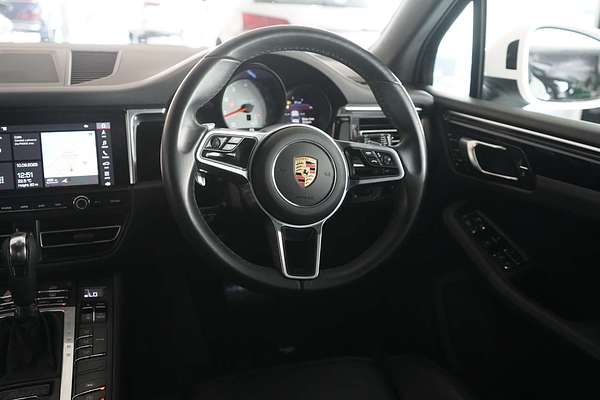 2021 Porsche Macan S 95B