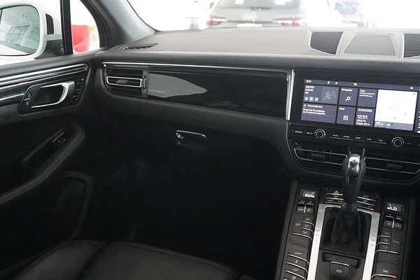 2021 Porsche Macan S 95B