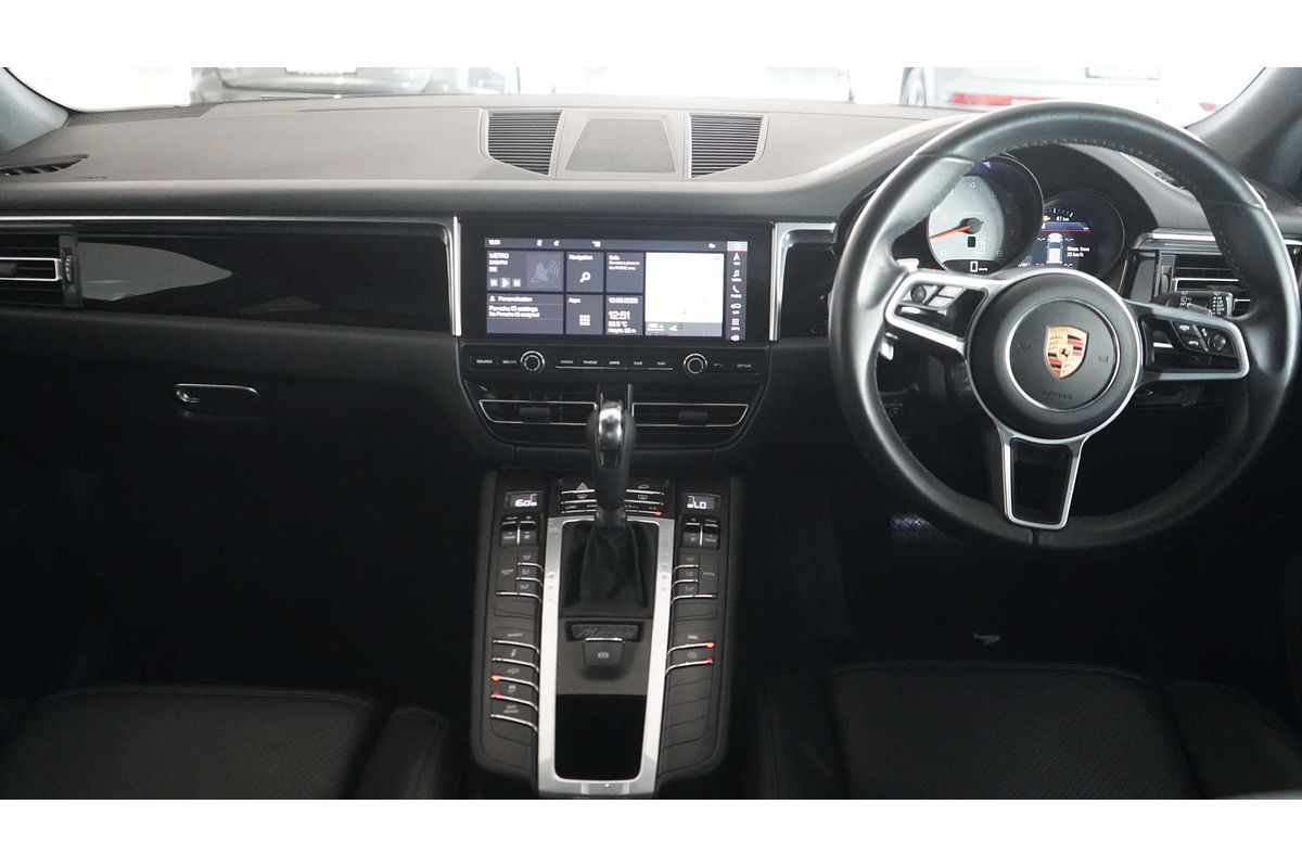 2021 Porsche Macan S 95B