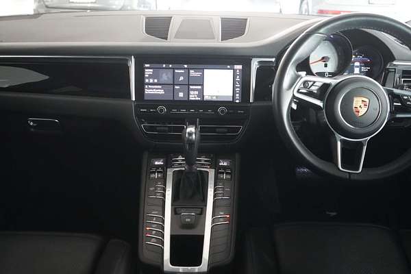 2021 Porsche Macan S 95B