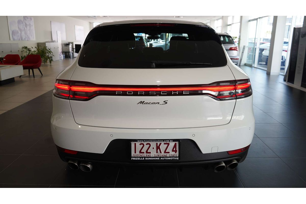 2021 Porsche Macan S 95B