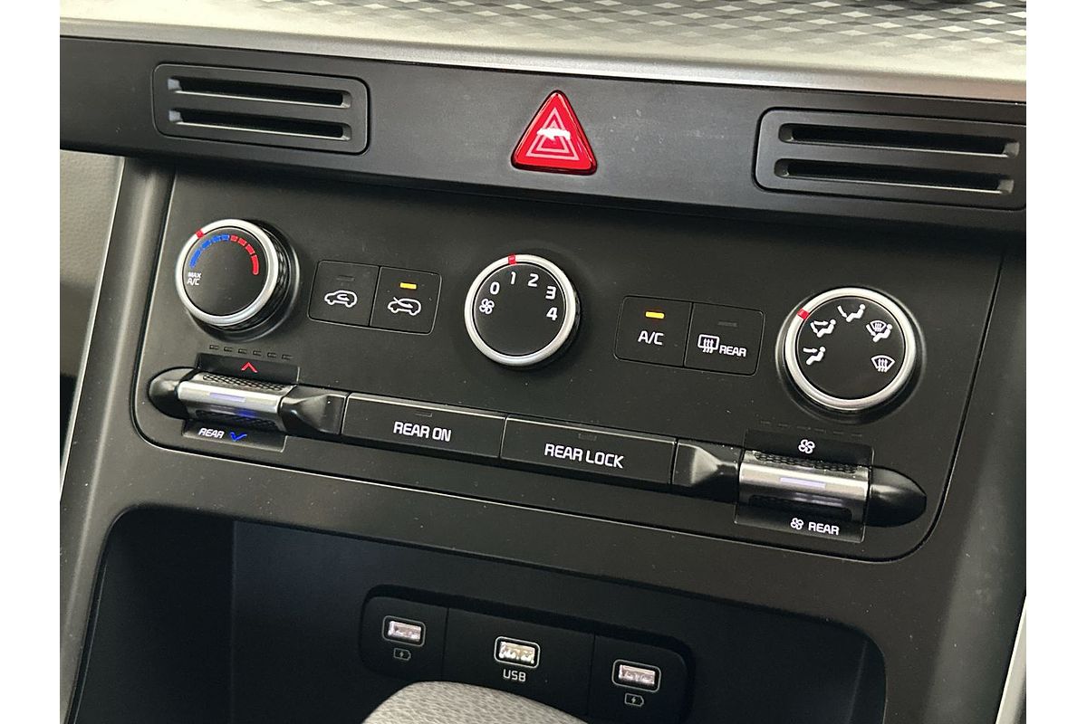 2023 Kia Carnival S KA4