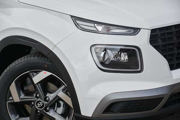 2025 Hyundai Venue Elite QX.V5