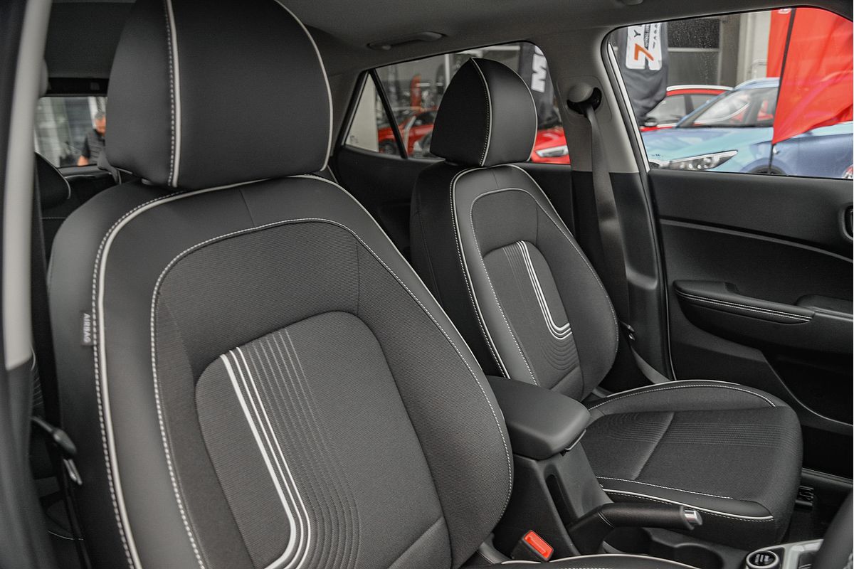 2025 Hyundai Venue Elite QX.V5