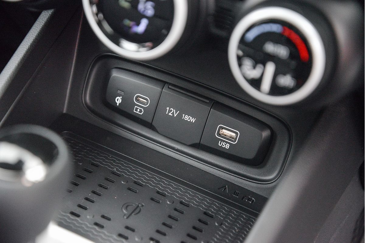 2025 Hyundai Venue Elite QX.V5