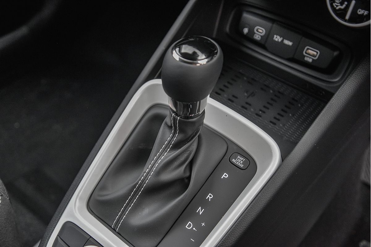 2025 Hyundai Venue Elite QX.V5