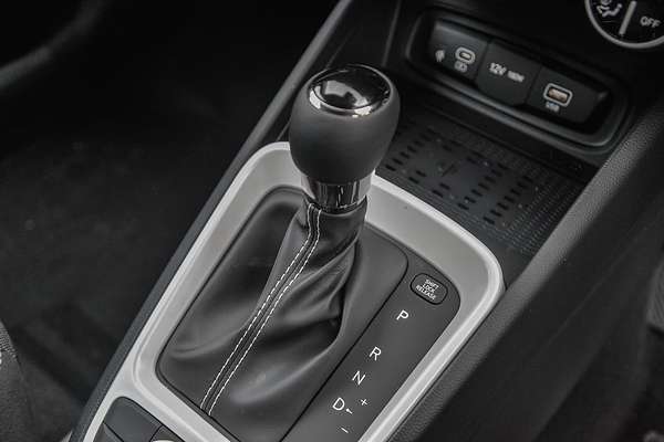 2025 Hyundai Venue Elite QX.V5