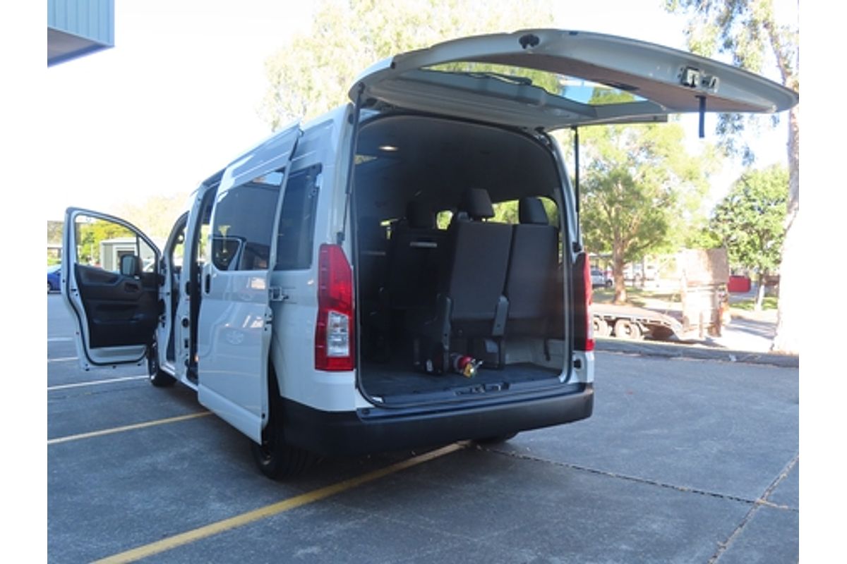 2022 Toyota Hiace Commuter GDH322R ELWB