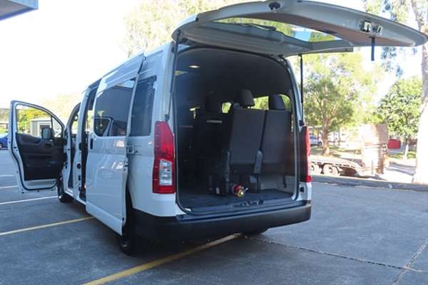 2022 Toyota Hiace Commuter GDH322R ELWB