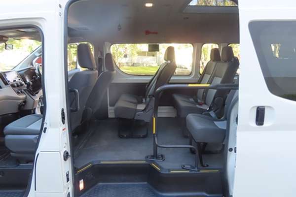 2022 Toyota Hiace Commuter GDH322R ELWB