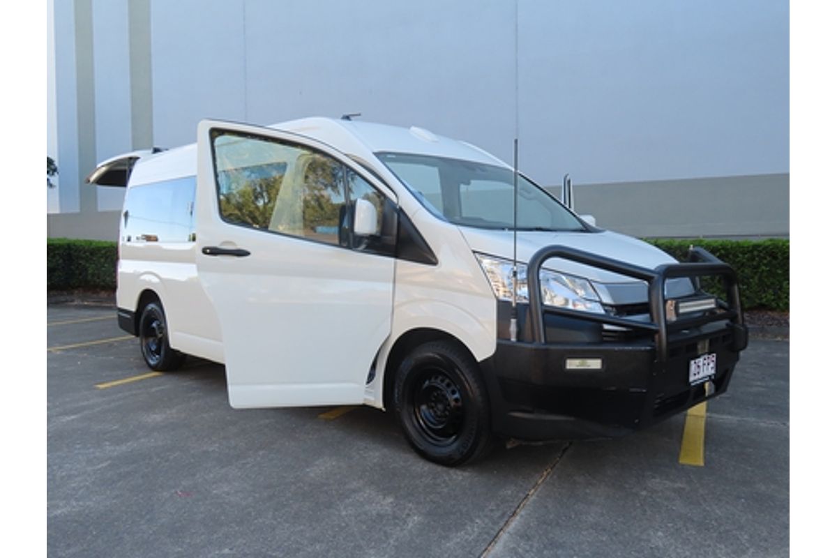 2022 Toyota Hiace Commuter GDH322R ELWB